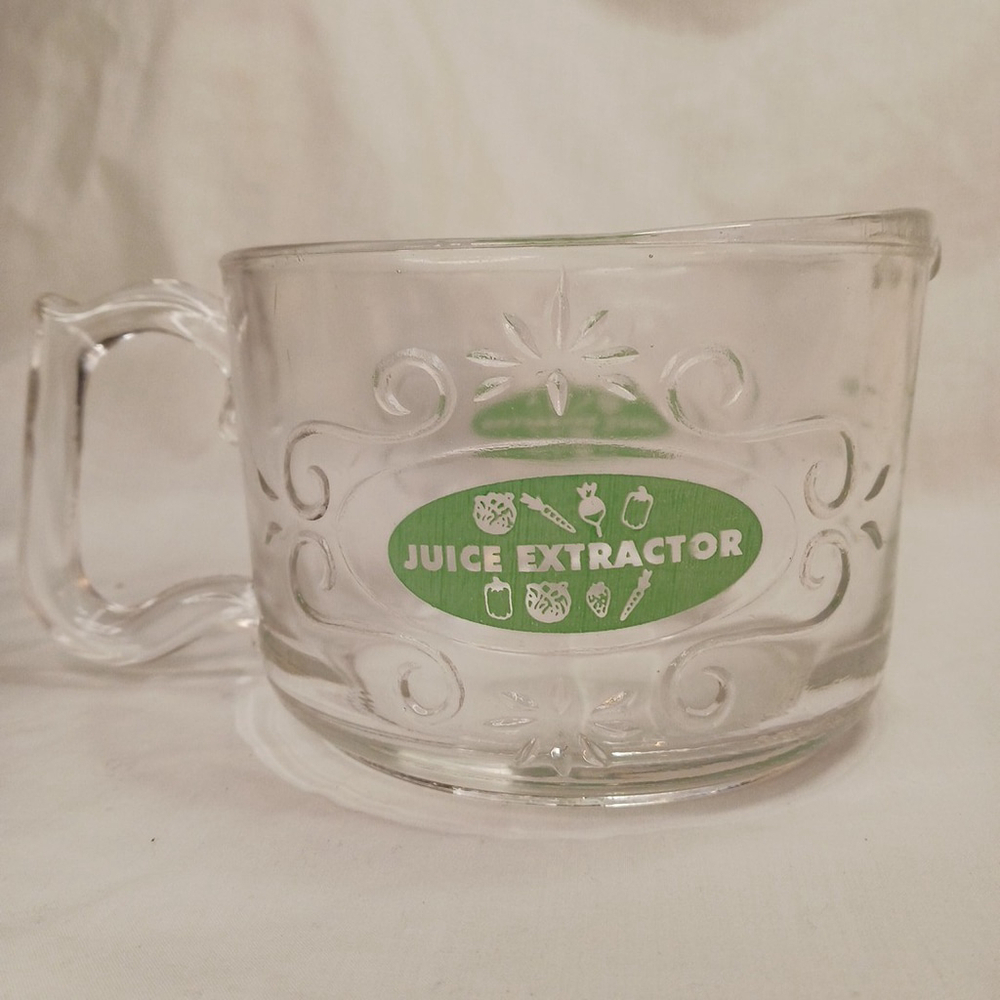 Vintage Green Glass Juice Extractor Measuring Cup